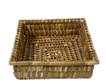 Vintage Square Woven Basket | Minimalist Catchall Basket | Square Wicker Basket | Cottagecore Farmhouse Decor | Unique Decorative Basket