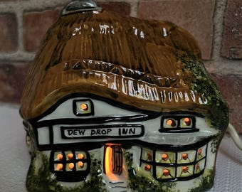 VINTAGE Dew Drop Inn Thatch Roof Cottage Night Light | Miniature Lighted Village House | Ceramic Light-up Cottage | Cozy Cottagecore Decor