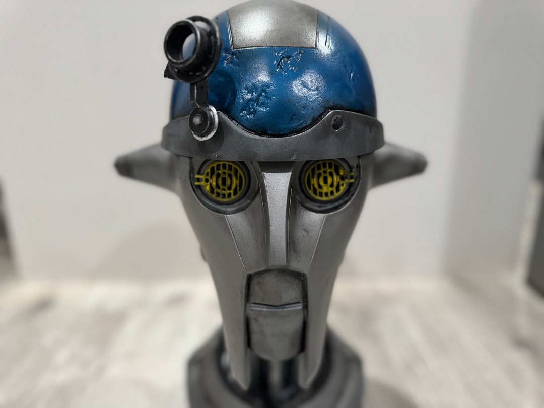 Huyang Droid Head With Base. FINISHED - Etsy