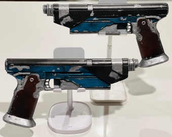 Bo Katan Blasters (pair)