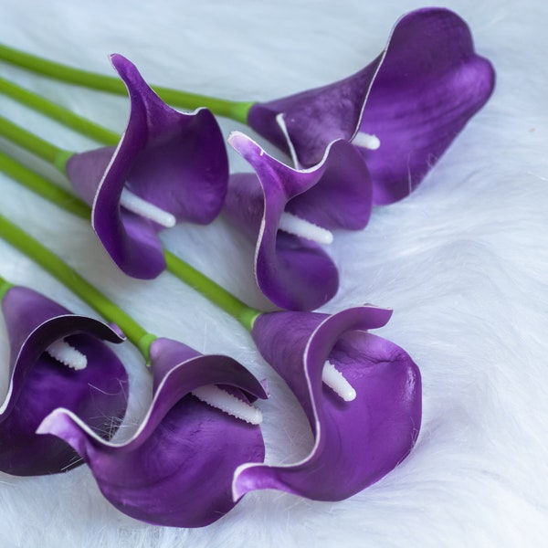 Royal Purple PU calla lily. Real touch artificial flowers. DIY bridal bouquet. Bridesmaid bouquets. Wedding home floral arrangement.