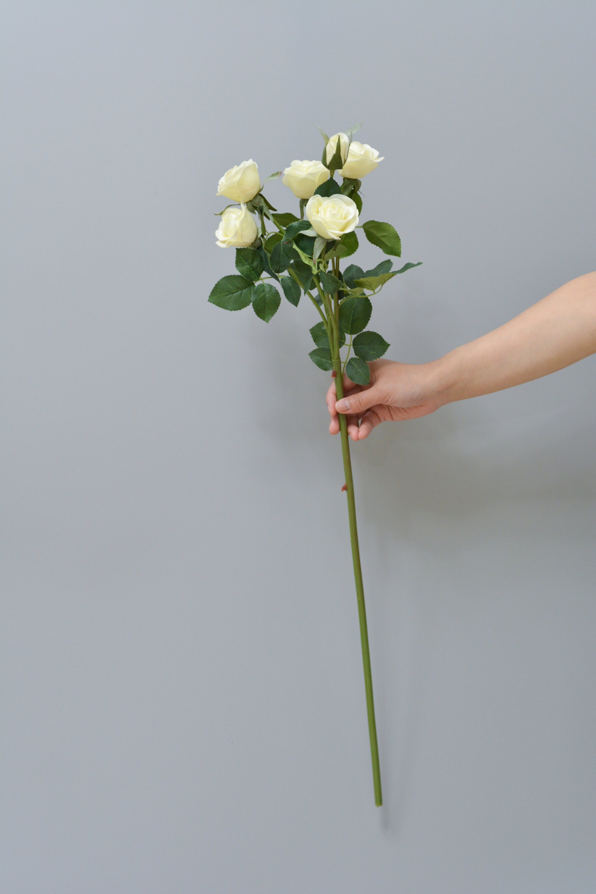 Realistic rose. Ivory spray rose. 6 roses. Artificial | Etsy