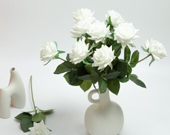 25インチの白いバラの茎、白いシルクの造花、DIYウェディングフラワー