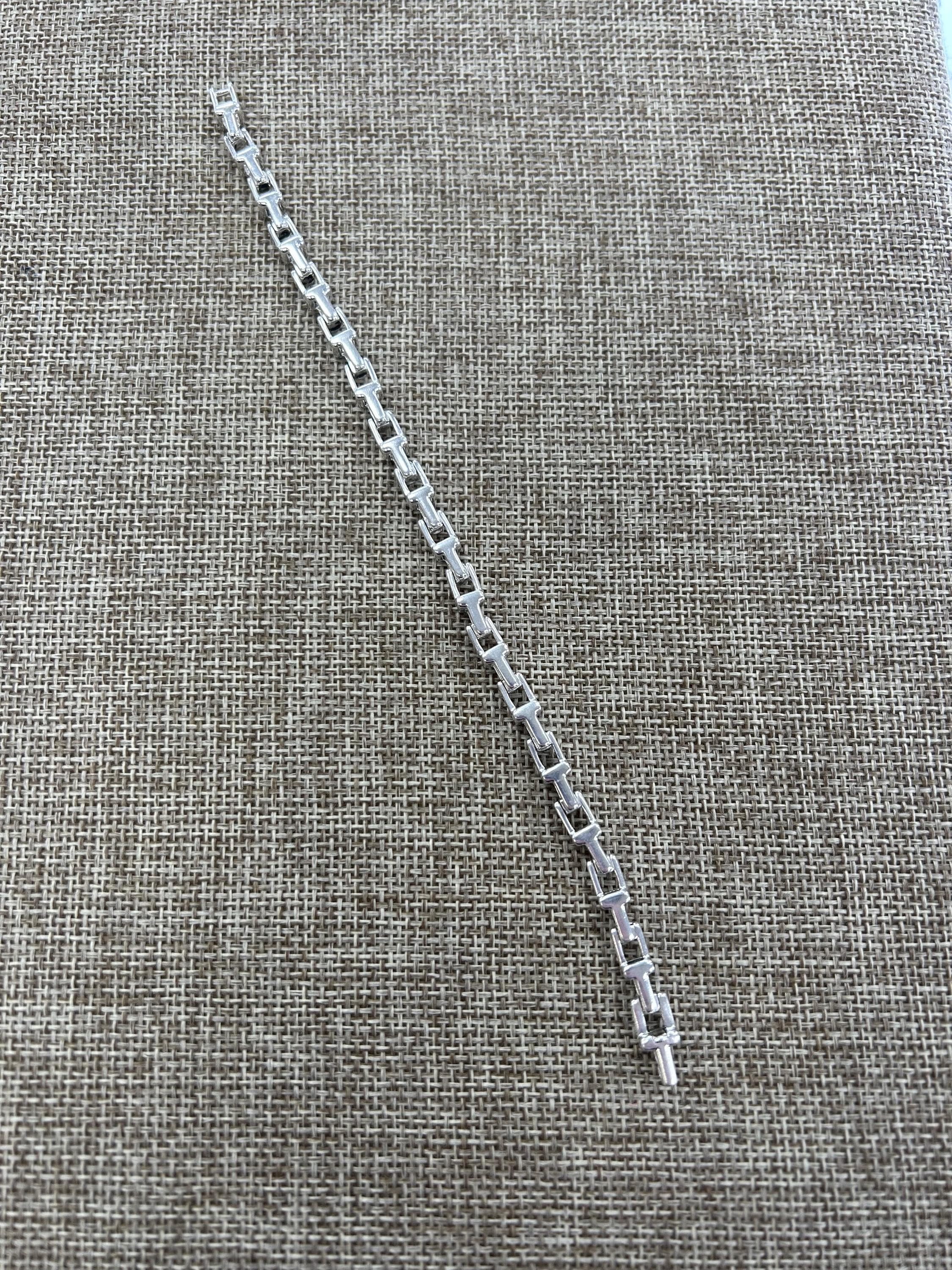 Tiffany & Co T Link Bracelet. 7