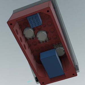 Op de afbeelding: Een rode rechthoekige behuizing voor elektronische componenten met verschillende ronde openingen. Binnenin bevinden zich drie zilveren potentiometers, een blauwe rechthoekige component en een blauwe component met zes gaten. De behuizing is aan de bovenkant open.