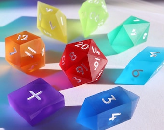 Prismatic Sea Glass Crystal 8er Set - handgemachte scharfkantige Würfel für DnD, D & D, Dungeons and Dragons, RPG-Würfel, Regenbogenwürfel