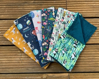 Towel lined napkin with children's pattern