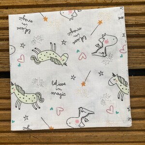 Serviette de table doublée en tissu motif enfant image 8