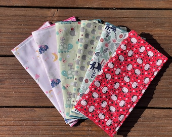 Towel lined napkin with children's pattern