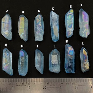 Blå Aqua Aura Quartz Point Crystal, regnbågsskimrande ädelsten (Brasilien)