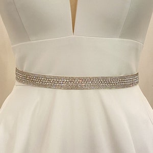 Multi-Size Round Crystal Bridal Wedding Belt, Multi-Shaped Bridesmaid Accessories, Wedding Sash, Sparkly Wedding Accessories (BS043)
