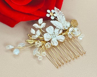 Clear And Opal Crystal Bridal Hair Comb In Gold, Crystal Flower Wedding Comb, Handmade Wedding Comb, Wedding Flower Hair Accessories