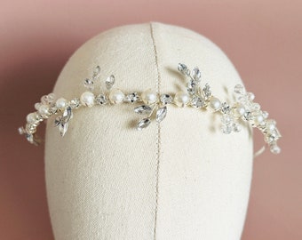 Crystal Pearl Wedding Tiara, Bridal Pearl Crown, Pearl & Crystal Silver Headpiece, Boho Crystal Headband, Crystal Wedding Headpiece