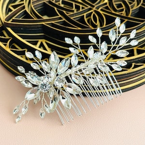 Silver Crystal Bridal Comb, Marquise Crystal Comb, Crystal Bridal Headpiece, Lightweight Rhinestone Comb, Silver Bridal Hair Comb