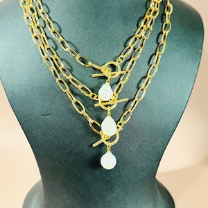 Gold Pearl Necklace, Baroque Pearl Drop Statement Necklace, Toggle Clasp Freshwater Pearl Pendant Jewelry, Dainty Chain Links Pearl Necklace