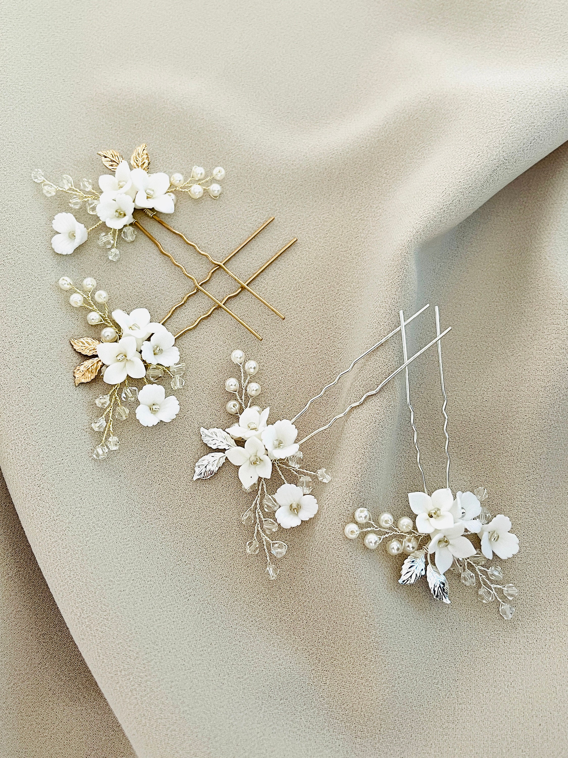 Faux Pearl Clear Glass Crystal White Rose Blue Flower Hair Jewels Crystal Rhinestone 7-Piece Hairpin Set Victorian Rose Decorative Bobby Pins Boho Hair Accessories GEMSICLES GIFTS AH1014 
