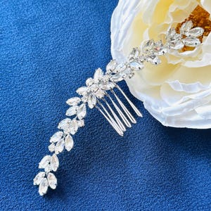 Crystal Rhinestone Drop Hair Comb – Elegant Silver Bridal Hairpiece for Wedding or Formal Event