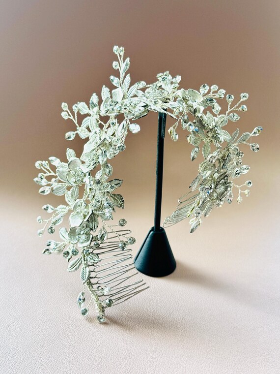 Silver Floral Bridal Hair Vine Comb: Crystal Leaf Wedding  display picture 2