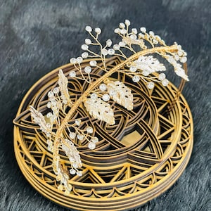 Crystal Gold Headpiece, Crystal Wedding Tiara, Crystal Wedding Headpiece, Gold Leaves Crystal Tiara, Boho Style Hairpiece, Custom Design