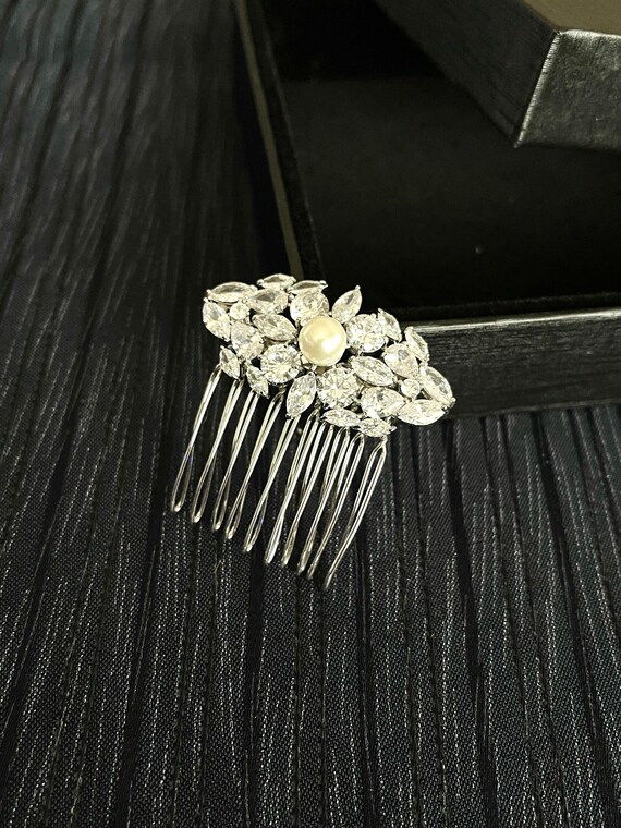 Silver CZ Hair Piece, CZ and Pearl Hair Comb, Crystal and  display picture 2