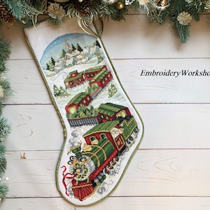 Personalisierte Weihnachts Schüren mit gestickten Zug Familienstrümpfe Nadelpunkt Strumpf Benutzerdefinierte Weihnachtsstrumpf Weihnachtsgeschenk für Ihn