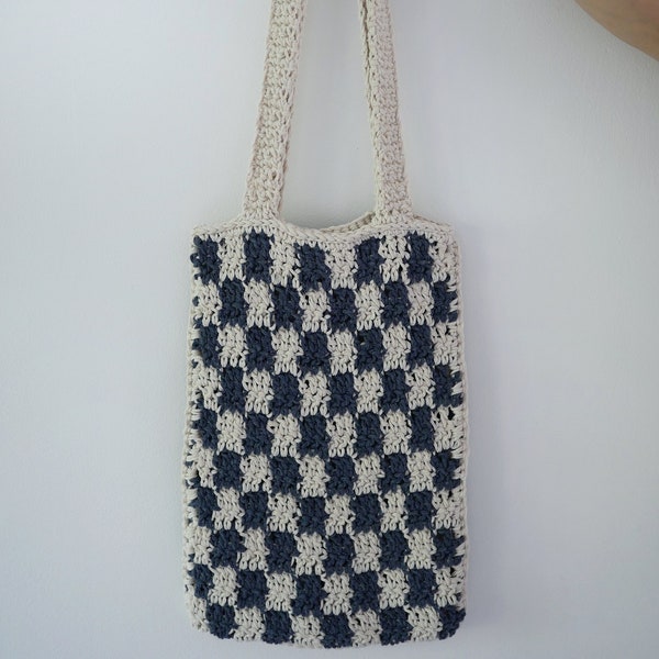 Handmade by Cara Checkered Crochet Shopper / checkered board / gingham / shopping bag / tote bag / crochet bag / knitted bag