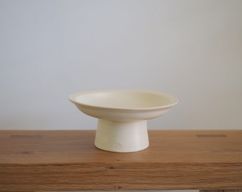 Yoshida Pottery Tall plate / 2 sizes / handcrafted pottery / handmade