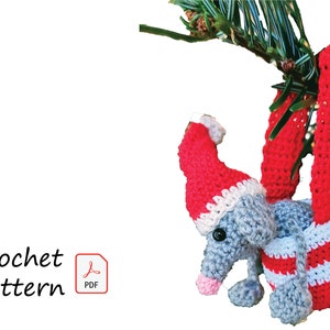 Crochet pattern PDF. Mouse in a basket wearing Santa hat. Decoration or ornament to hang on Christmas tree. Holidays, Xmas critter.
