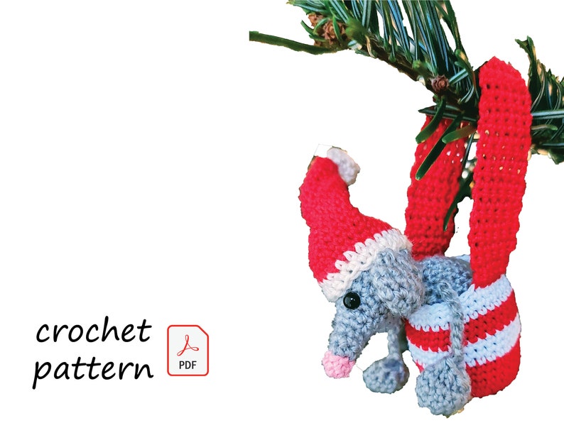 Crochet pattern Christmas rat image 1