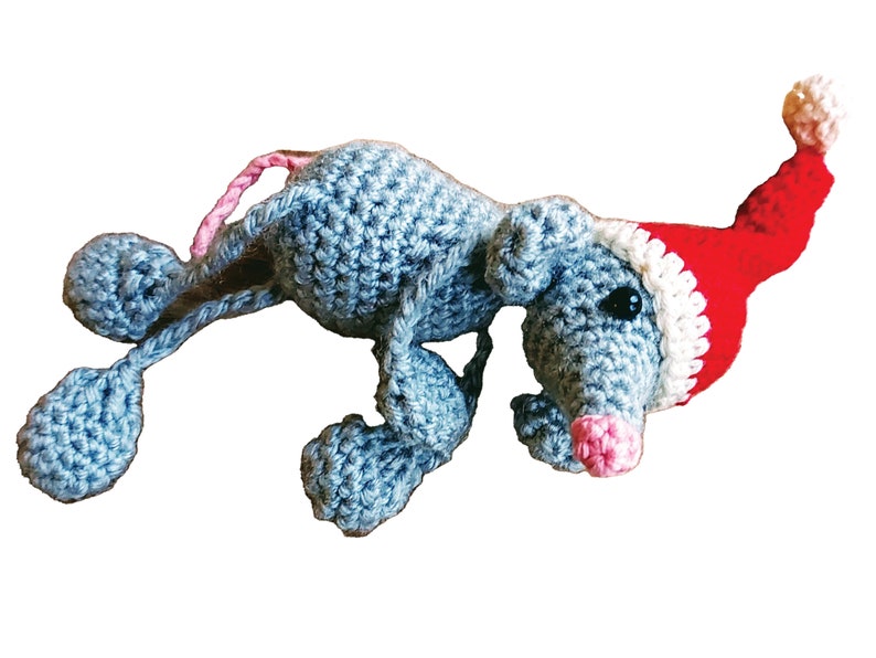 Crochet pattern Christmas rat image 2