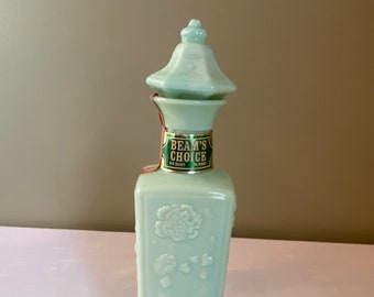 Vintage-1972 "Oriental Jade" Jim Beam Barware Bar Decanter