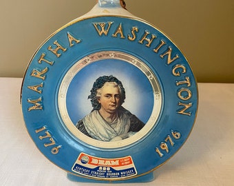 Vintage-1975 Martha Washington Bicentennial Jim Beam   Decanter