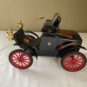 Vintage - 1972 &quot;1904 Oldsmobile&quot; 75th Anniversary Jim Beam Decanter