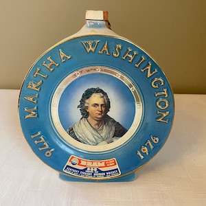 Vintage-1975 Martha Washington Bicentennial Jim Beam   Decanter