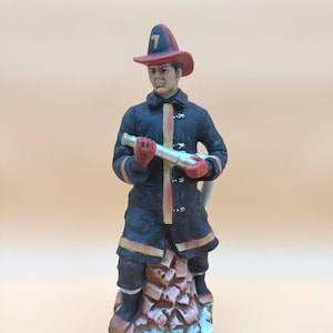 RARE-1973 "Fireman Firefighter" Lionstone Bar Man Cave  Decanter