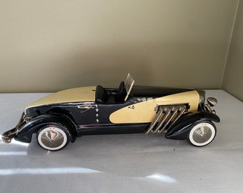 Ultra Rare-1980 "1933 Duesenberg" Speedster Model SJ Supercharged   Car Decanter