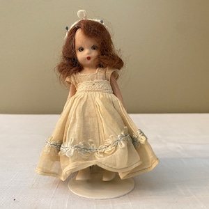 Vintage-1940&#39;s Nancy Ann Story Book Doll