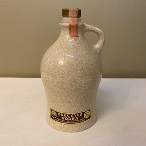 Rare-1978 Dark Eyes Jim Beam Bar Flask Decanter (White)