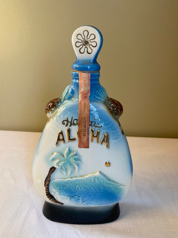 ★メネフネ ボトル MENEHUNE Jim Beam Hawaiian ハワイ メネフネ 希少 MENEHUNE Jim Beam ボトル ハワイ メネフネ