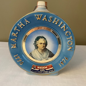 Vintage-1975 Martha Washington Bicentennial Jim Beam   Decanter