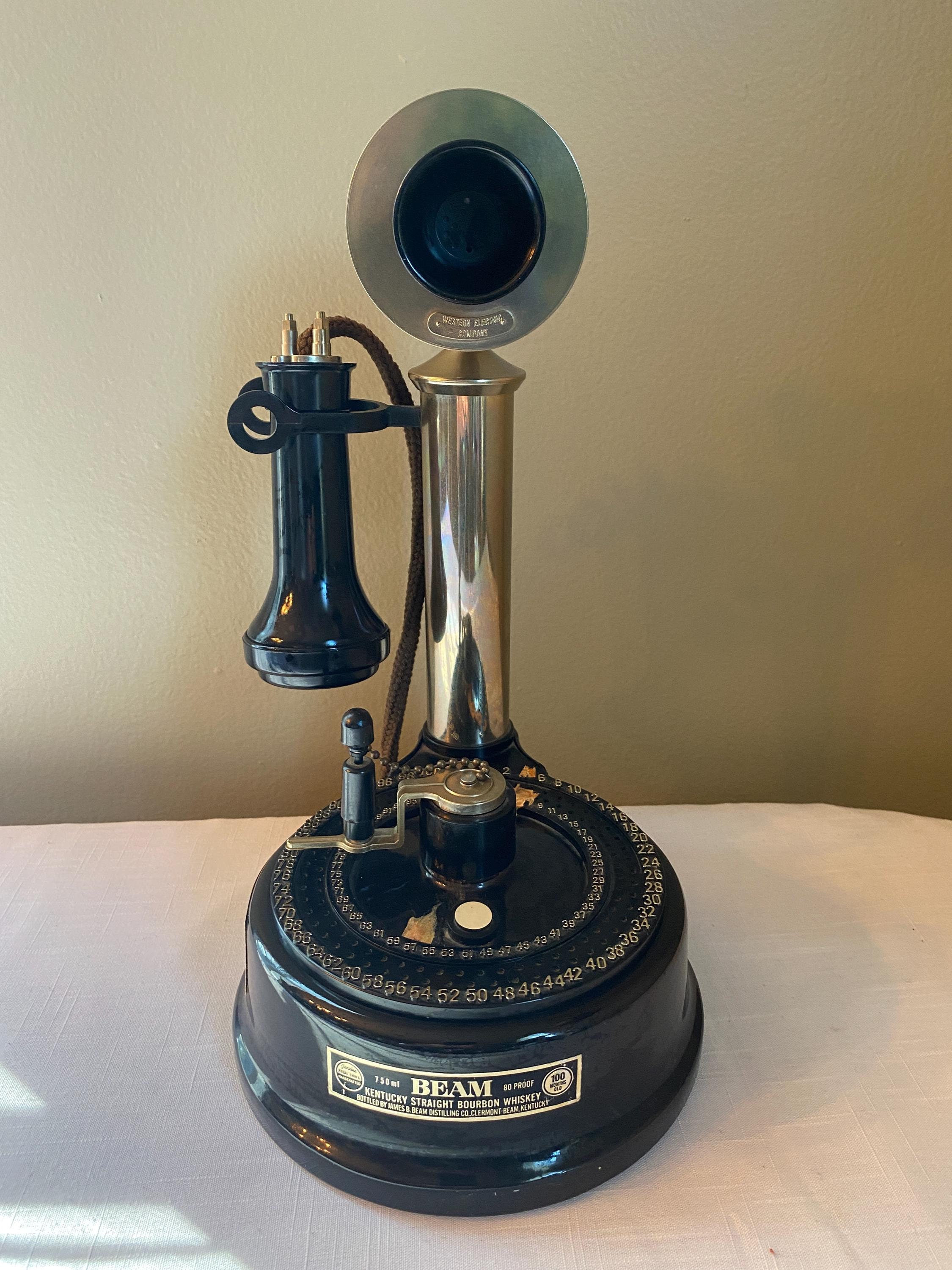 Very RARE-1983 "1904 100 Digit Dial Telephone" Jim Beam   Decanter