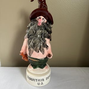 Rare-1970&#39;s Mountain Dew V.O.  Music Box Decanter &quot;Plays How Dry am I&quot;