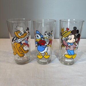 Vintage-1970&#39;s Pepsi Walt Disney Productions Tumbler Collection Series Glass