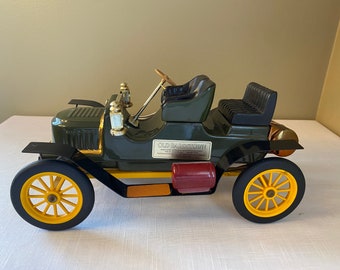 RARE-1978 "1909 Stanley Steamer" Aesthetic Classics   Decanter