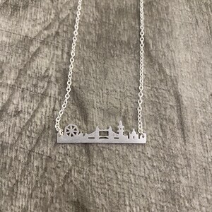 London United Kingdom Skyline Fashion Necklace