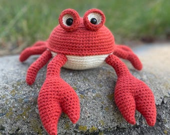 Clive the Crab Crochet Pattern