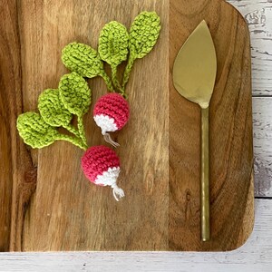 Crochet Raddish CROCHET PATTERN Radish | Eco-friendly Sustainable Amigurumi Summer ...