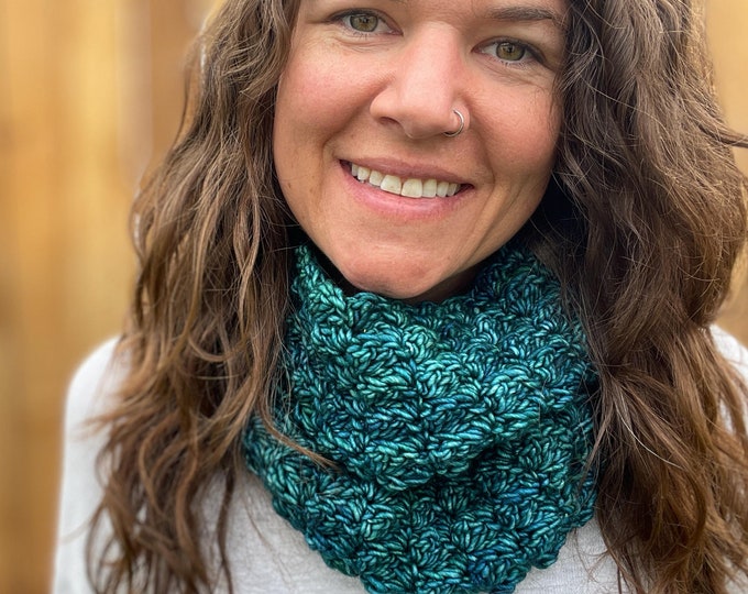 Ivy Infinity Scarf Crochet Pattern