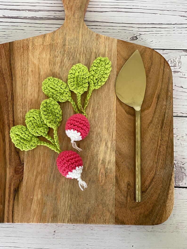 Crochet Raddish CROCHET PATTERN Radish | Eco-friendly Sustainable Amigurumi Summer ...