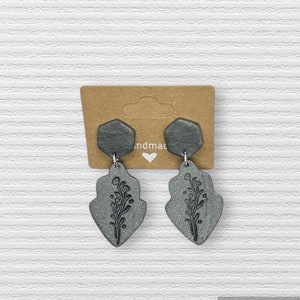 Flower earrings / Handmade polymer clay earrings / Art Earrings / Nickle Free